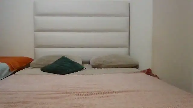 SexyNonnyy online show from February 17, 2026, 1:35 am