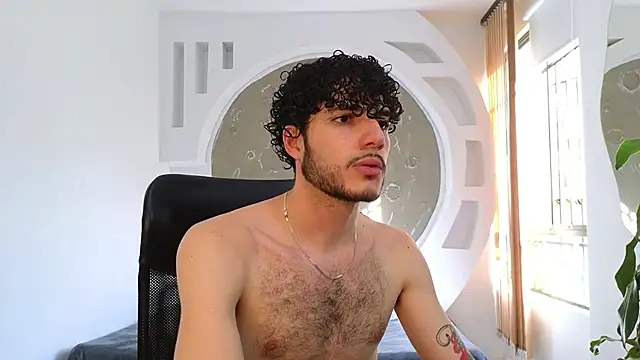 Snapshot of Rafael_Mendezz chatting on September 13, 2025, 8:52 pm Rafael Mendezz online show from September 13, 2025, 8:52 pm