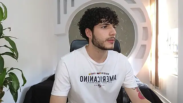 Rafael Mendezz online show from September 23, 2025, 9:18 pm