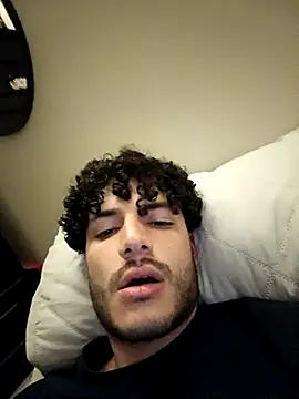 Snapshot of Rafael_Mendezz chatting on January 17, 2026, 6:40 am Rafael Mendezz online show from January 17, 2026, 6:40 am