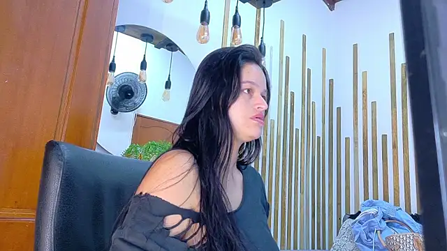 Jennifer Vega1 online show from March 27, 2026, 8:52 pm