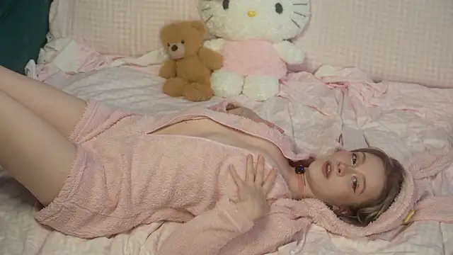 Snapshot of lil_tweety chatting on October 15, 2025, 1:06 am lil tweety online show from October 15, 2025, 1:06 am