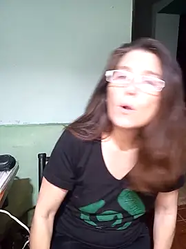 Snapshot of Merida2276 chatting on September 11, 2025, 12:22 am Merida2276 online show from September 11, 2025, 12:22 am