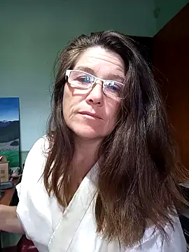 Snapshot of Merida2276 chatting on October 30, 2025, 12:39 pm Merida2276 online show from October 30, 2025, 12:39 pm