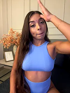 AnnyVega  online show from October 6, 2025, 10:40 pm