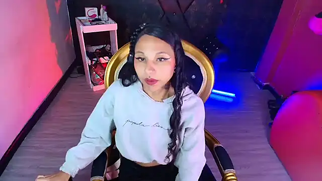 Snapshot of Sweettpleasure chatting on February 2, 2026, 2:38 pm Sweettpleasure online show from February 2, 2026, 2:38 pm