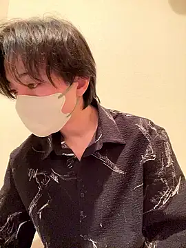 Snapshot of Yuma0718 chatting on November 17, 2025, 1:50 pm Yuma0718 online show from November 17, 2025, 1:50 pm