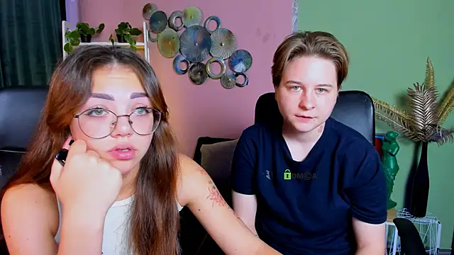 Snapshot of alex_jakson chatting on October 7, 2025, 5:37 am alex jakson online show from October 7, 2025, 5:37 am