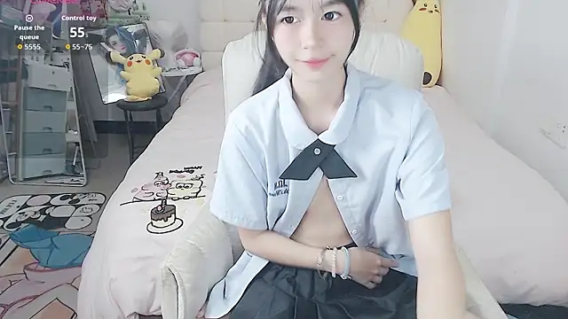 Snapshot of stupidcat5227 chatting on October 21, 2025, 5:19 am stupidcat5227 online show from October 21, 2025, 5:19 am