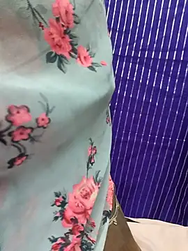 Snapshot of Tamil_Jillu chatting on December 20, 2025, 6:59 pm Tamil Jillu online show from December 20, 2025, 6:59 pm