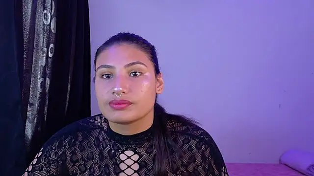 Snapshot of Linda_andrew chatting on July 7, 2026, 3:16 pm Linda andrew online show from July 7, 2026, 3:16 pm