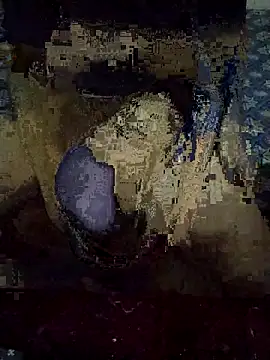 Snapshot of moroooooooo12 chatting on September 30, 2025, 9:03 am moroooooooo12 online show from September 30, 2025, 9:03 am