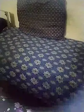 Snapshot of moroooooooo12 chatting on October 29, 2025, 8:10 pm moroooooooo12 online show from October 29, 2025, 8:10 pm