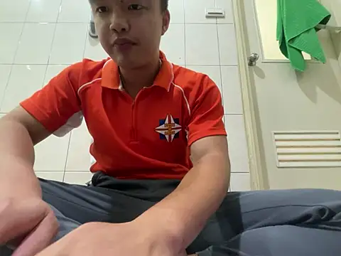 greenteazhang online show from October 21, 2025, 10:38 am