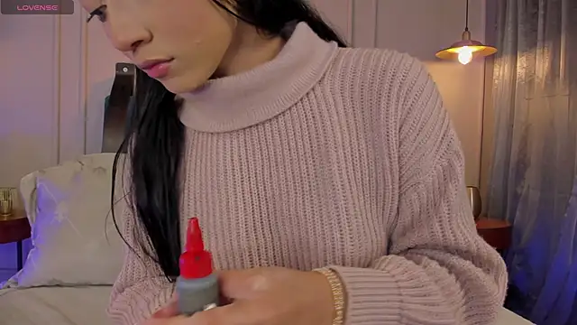 NaishaFord 1 online show from October 16, 2025, 2:56 am