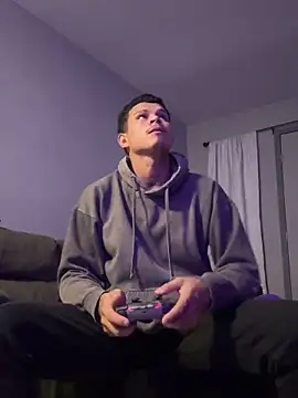 Snapshot of CHARLY-- chatting on November 11, 2025, 9:09 am CHARLY-- online show from November 11, 2025, 9:09 am