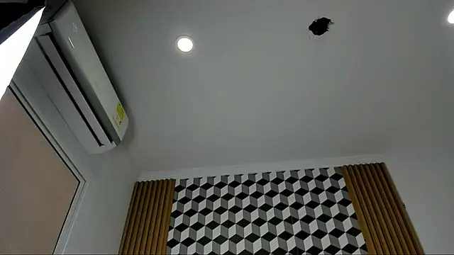 alice  brow online show from September 24, 2025, 1:47 pm