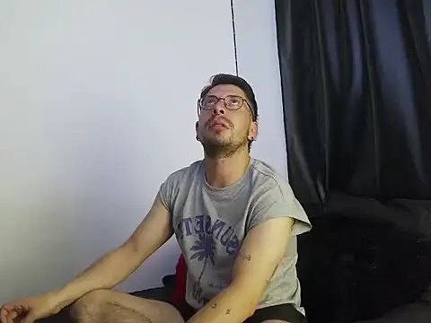 Letorres96 online show from April 15, 2026, 12:17 am