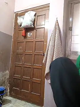 Snapshot of sanu_07 chatting on December 21, 2025, 4:30 am sanu 07 online show from December 21, 2025, 4:30 am