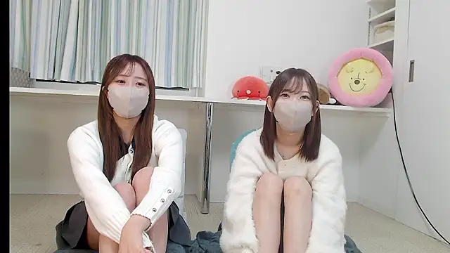  YUI CHAN  online show from February 7, 2026, 11:14 am