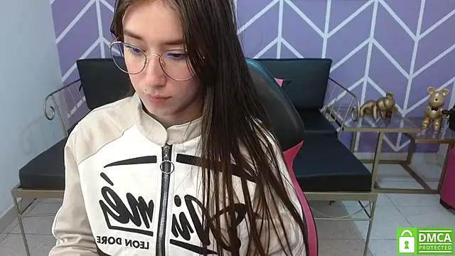 Snapshot of Adhara_Kitten chatting on September 23, 2025, 1:03 pm Adhara Kitten online show from September 23, 2025, 1:03 pm