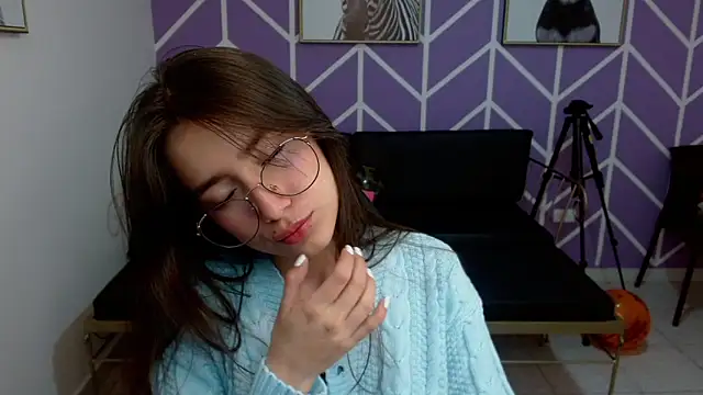 Snapshot of Adhara_Kitten chatting on November 8, 2025, 1:11 pm Adhara Kitten online show from November 8, 2025, 1:11 pm