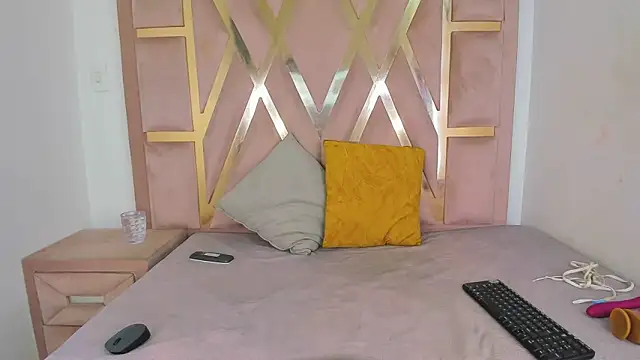 Snapshot of dannyasm chatting on November 5, 2025, 12:49 pm dannyasm online show from November 5, 2025, 12:49 pm