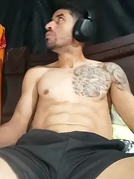 Snapshot of Alexsexygamer chatting on April 4, 2026, 4:26 pm Alexsexygamer online show from April 4, 2026, 4:26 pm