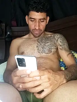 Snapshot of Alexsexygamer chatting on April 15, 2026, 1:12 am Alexsexygamer online show from April 15, 2026, 1:12 am