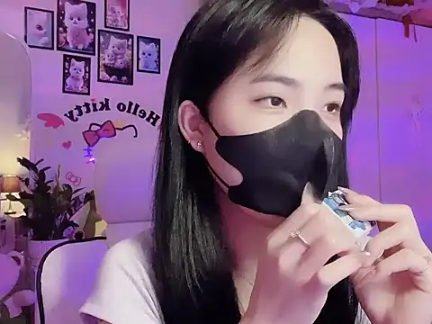 Snapshot of keelinnn19 chatting on October 10, 2025, 7:02 pm keelinnn19 online show from October 10, 2025, 7:02 pm