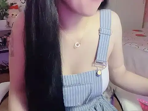 Snapshot of keelinnn19 chatting on October 21, 2025, 6:52 pm keelinnn19 online show from October 21, 2025, 6:52 pm