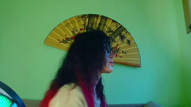 KiotoShine online show from April 21, 2026, 5:28 pm