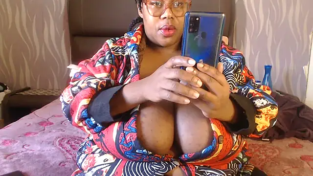 BoobsQueen46K online show from June 23, 2026, 11:30 am