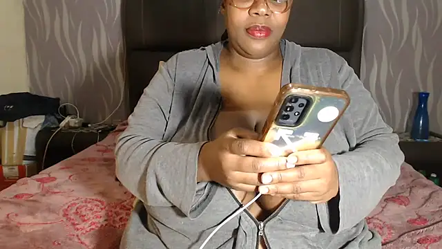 BoobsQueen46K online show from July 10, 2026, 4:20 pm