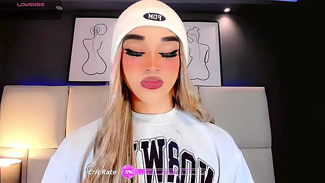 Valeriasmiithh online show from October 26, 2025, 8:37 pm