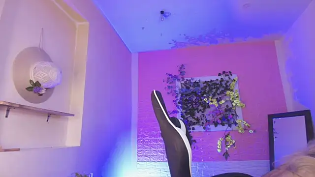 Snapshot of Katy_bratz_ chatting on September 18, 2025, 2:57 am Katy bratz online show from September 18, 2025, 2:57 am