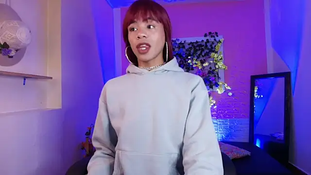 Snapshot of Katy_bratz_ chatting on October 3, 2025, 3:03 am Katy bratz online show from October 3, 2025, 3:03 am