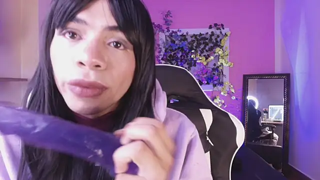 Snapshot of Katy_bratz_ chatting on October 27, 2025, 1:53 am Katy bratz online show from October 27, 2025, 1:53 am