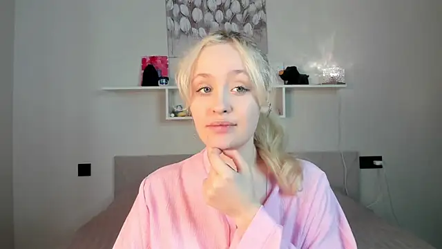 Julliakoill online show from February 6, 2026, 10:07 am