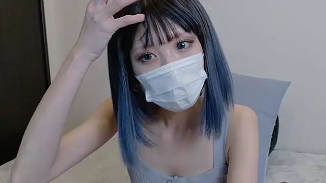 Snapshot of sarina_at chatting on July 11, 2026, 7:33 am sarina at online show from July 11, 2026, 7:33 am