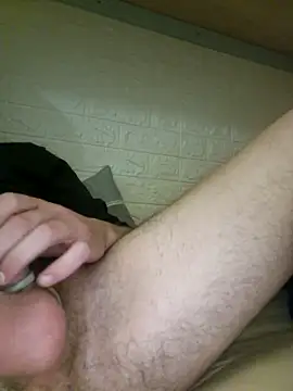 Snapshot of Lor34sc chatting on February 8, 2026, 4:05 am Lor34sc online show from February 8, 2026, 4:05 am