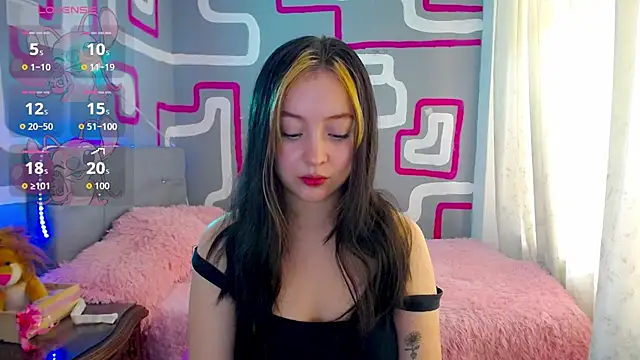 vero doll2 online show from March 25, 2026, 1:39 pm