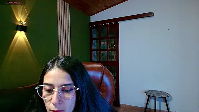 DanielaMonroe online show from November 14, 2025, 1:43 pm