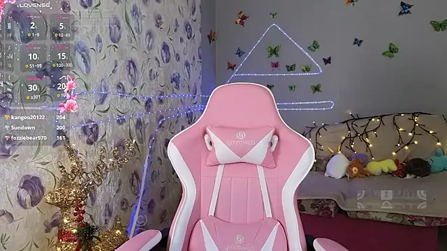 Snapshot of Armurra15 chatting on February 20, 2026, 9:32 am Armurra15 online show from February 20, 2026, 9:32 am