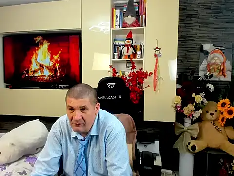 SpartacusDaddy48 online show from February 25, 2026, 11:03 pm