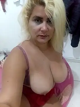 flavinhasensual online show from May 12, 2026, 9:06 am