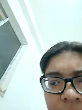 Elie couple143 online show from November 23, 2025, 7:24 pm