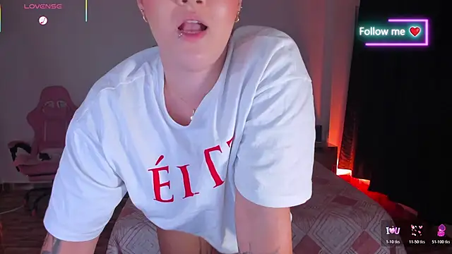 lunaarose online show from March 5, 2026, 3:35 am