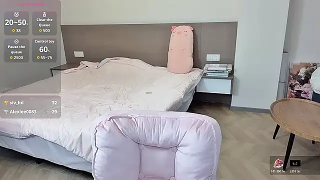 Snapshot of nini_a chatting on November 13, 2025, 7:51 am nini a online show from November 13, 2025, 7:51 am