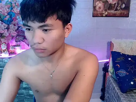 Snapshot of mostwantedtwink chatting on June 17, 2026, 12:29 pm mostwantedtwink online show from June 17, 2026, 12:29 pm